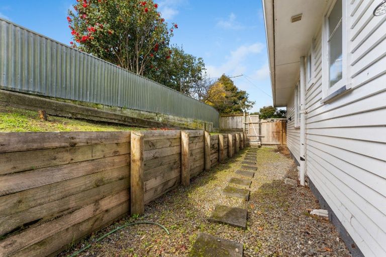 Photo of property in 2 Stoke Place, Awapuni, Palmerston North, 4412
