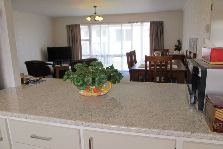 Photo of property in 2/570 Park Road, Te Awamutu, 3800