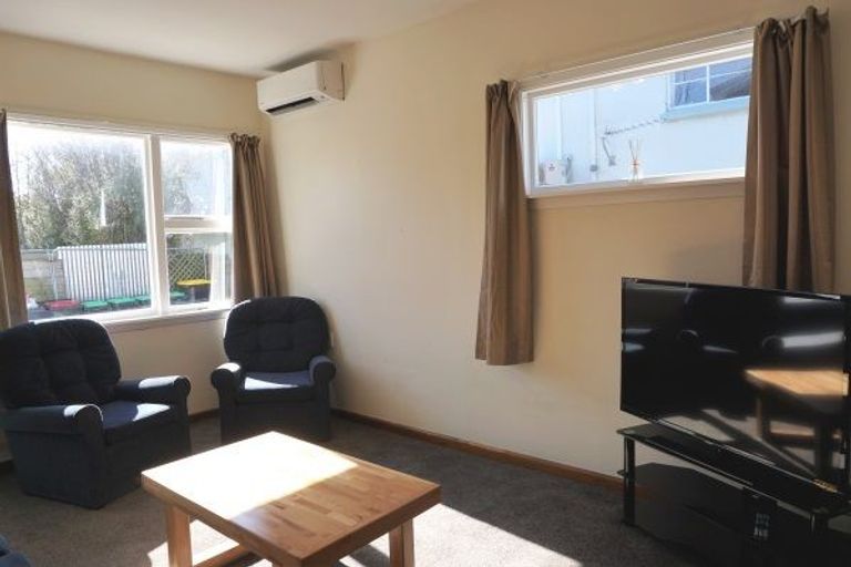 Photo of property in 31 Holly Road, St Albans, Christchurch, 8014