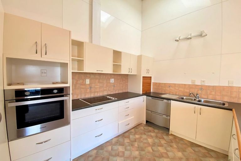 Photo of property in 3/31 The Parade, Bucklands Beach, Auckland, 2012