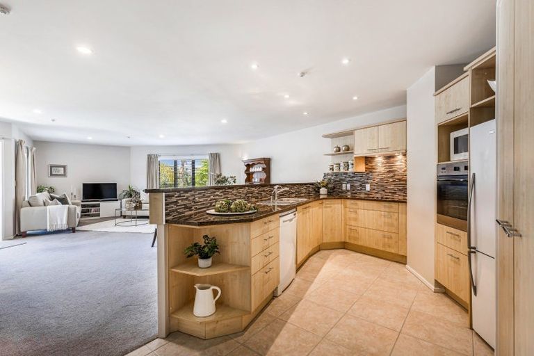 Photo of property in 26/4e Collins Street, Takapuna, Auckland, 0622