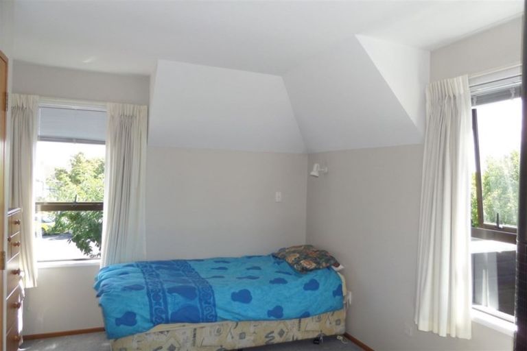 Photo of property in 1/35 Solway Avenue, Ilam, Christchurch, 8041