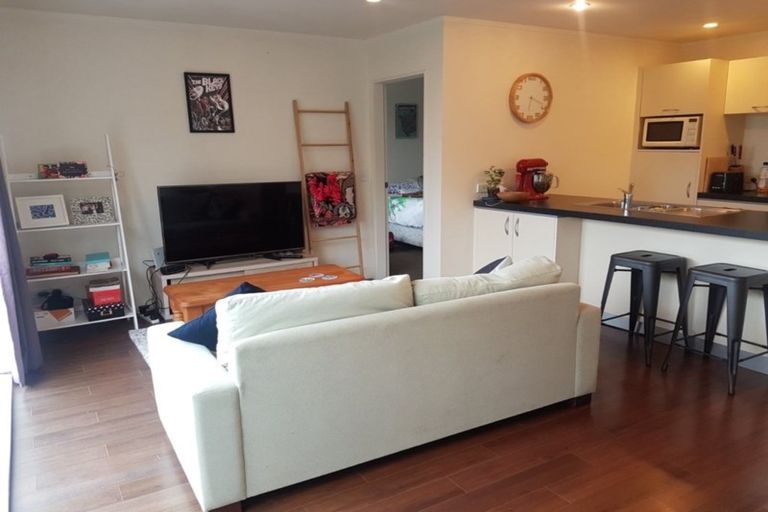 Photo of property in 53a View Road, Henderson, Auckland, 0612