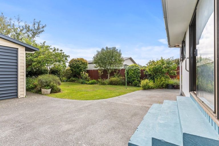 Photo of property in 10 Haslett Place, Upper Riccarton, Christchurch, 8041