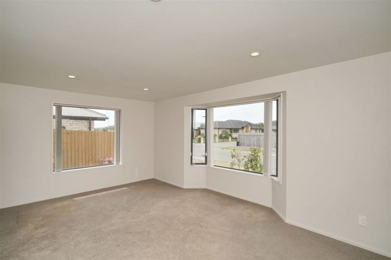Photo of property in 5 Flaxon Place, Burwood, Christchurch, 8083