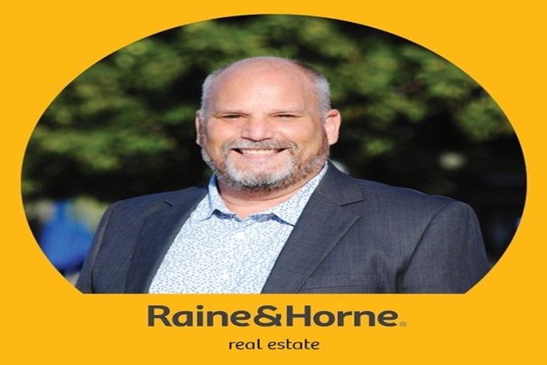 Photo of property in 3 Crest Way, Papamoa, 3118