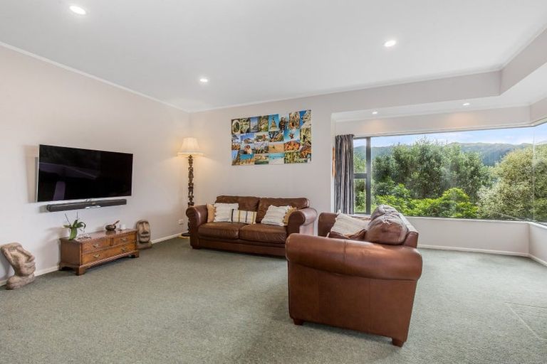 Photo of property in 15a Mahoe Street, Tawa, Wellington, 5028