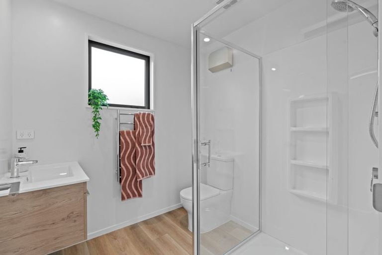 Photo of property in 2/25 Winters Road, Redwood, Christchurch, 8051