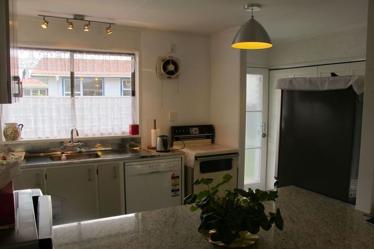 Photo of property in 2/570 Park Road, Te Awamutu, 3800