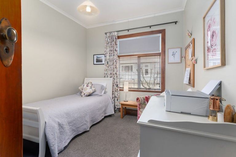 Photo of property in 19 Clifton Avenue, Carterton, 5713