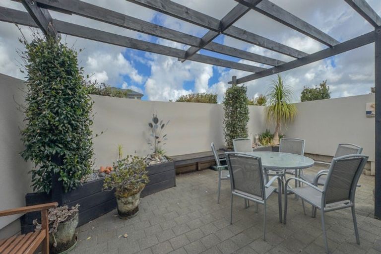 Photo of property in 28a Cooper Street, Pukekohe, 2120