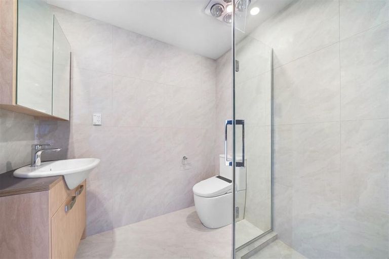 Photo of property in 8/2 Wood Street, Papakura, 2110