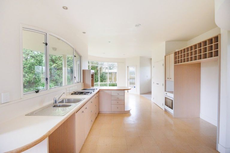 Photo of property in 5 Balcairn Place, Terrace End, Palmerston North, 4410