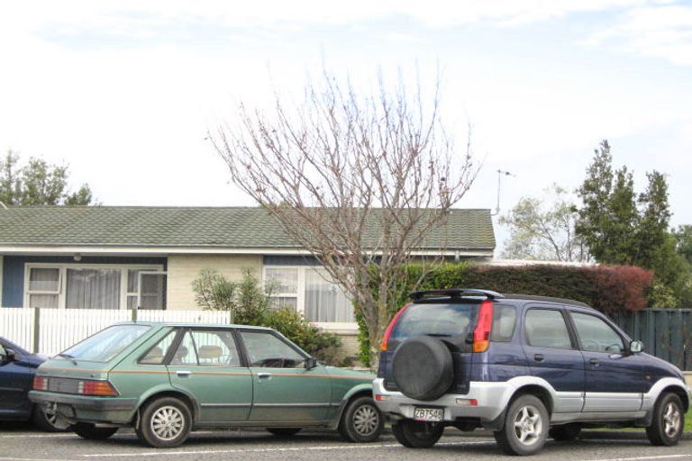 Photo of property in 2/7 Te Aute Road, Havelock North, 4130