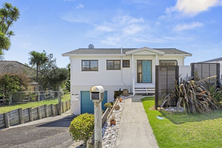 Photo of property in 4 Norrie Avenue, Raglan, 3225