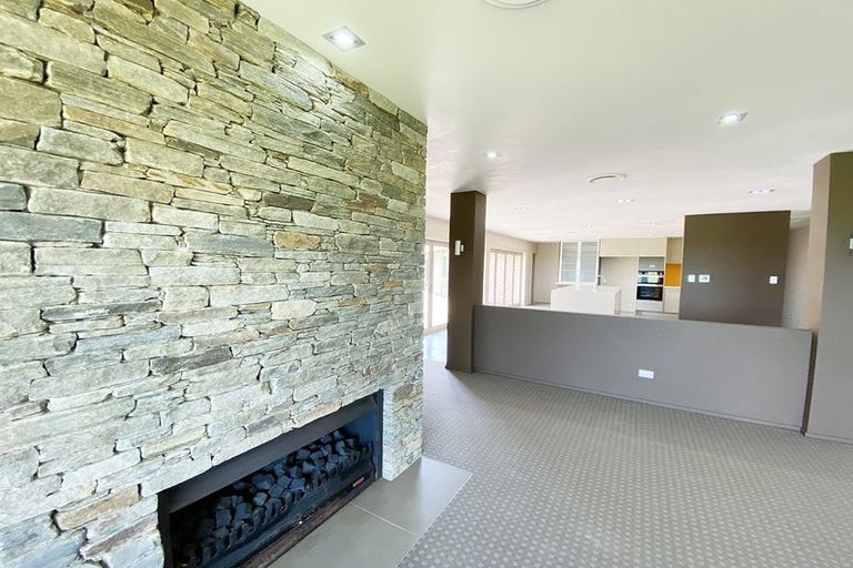 Photo of property in 67 Old Barn Road, Opaheke, Papakura, 2584