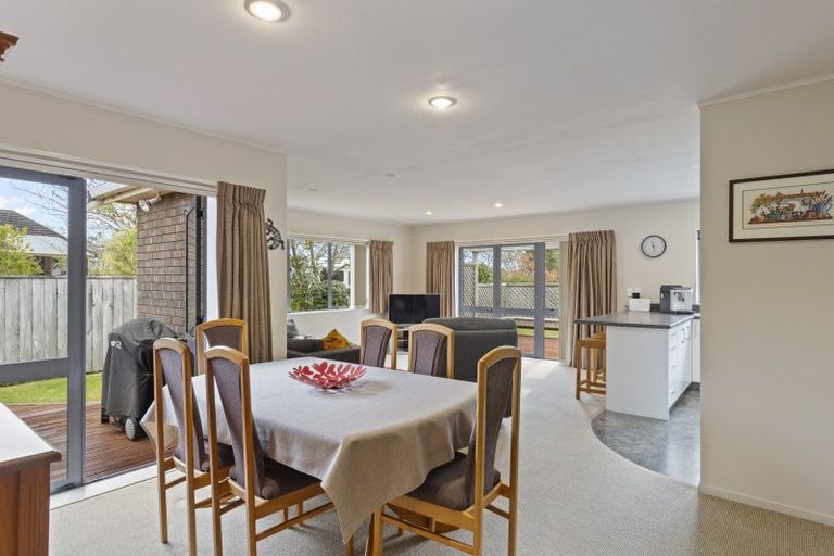 Photo of property in 64 Branch Road, Highlands Park, New Plymouth, 4312