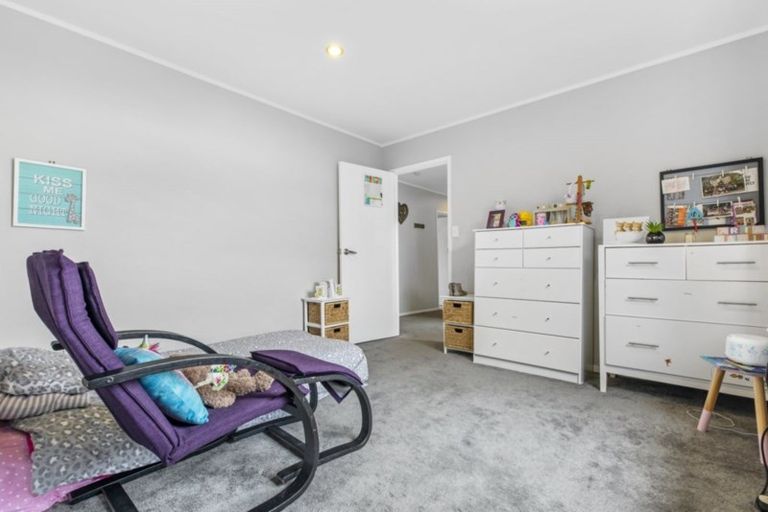 Photo of property in 144 Coxhead Road, Wattle Downs, Auckland, 2103