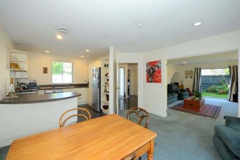 Photo of property in 19 Hendon Street, Edgeware, Christchurch, 8013