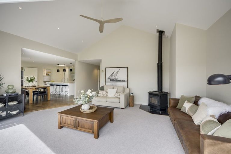 Photo of property in 41 Raratu Road, Kahuranaki, Havelock North, 4295