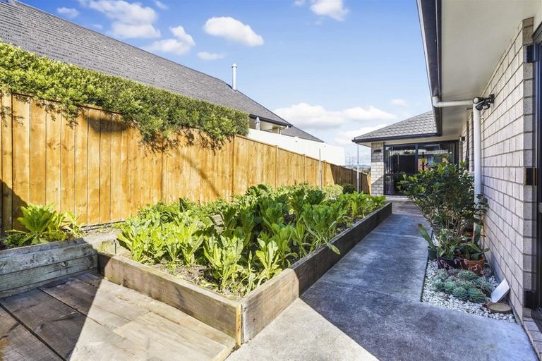 Photo of property in 1 Moonlight Drive, Rototuna North, Hamilton, 3210