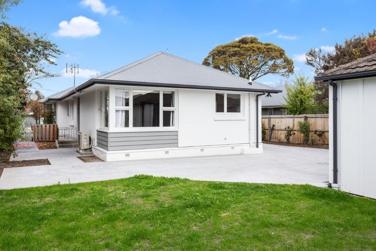 Photo of property in 2/25 Plynlimon Road, Fendalton, Christchurch, 8052