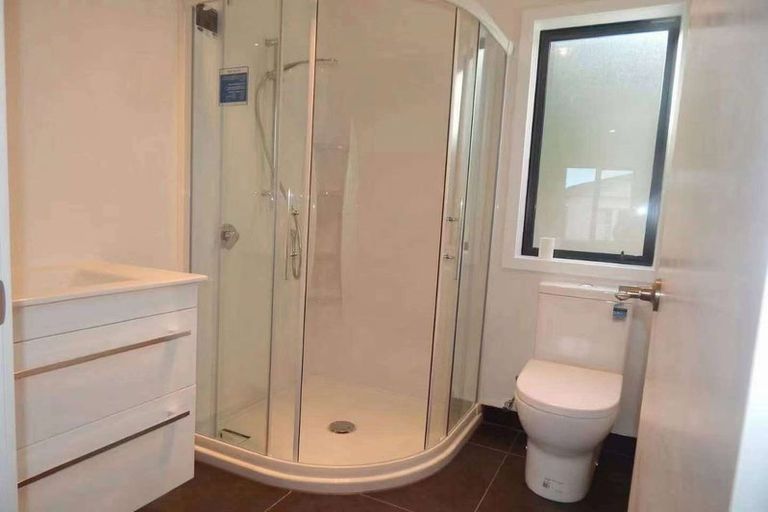 Photo of property in 91a Northland Road, Northland, Wellington, 6012