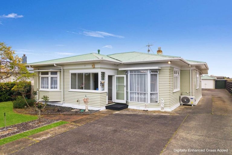 Photo of property in 9 Pacific Street, Waiuku, 2123
