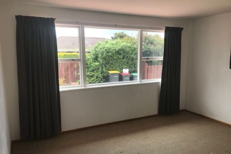 Photo of property in 26 Westmont Street, Ilam, Christchurch, 8041