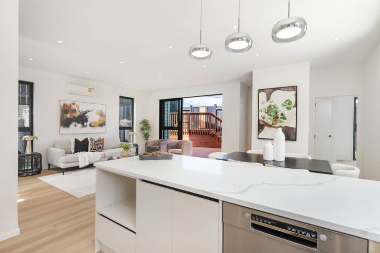 Photo of property in 1c Altair Place, Windsor Park, Auckland, 0632