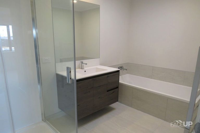 Photo of property in 80 Nugget Avenue, Hobsonville, Auckland, 0616