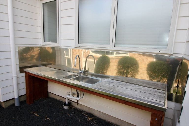 Photo of property in 51 Aquila Drive, Whitianga, 3510