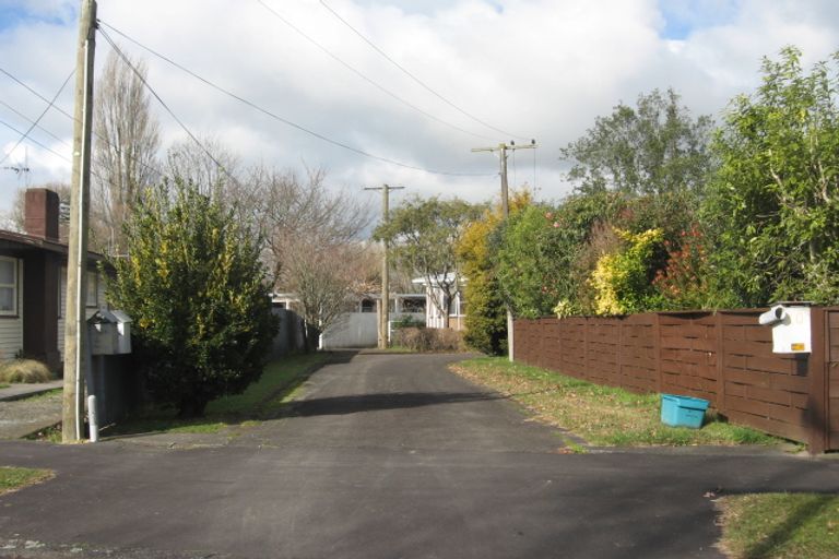 Photo of property in 12a Southsea Crescent, Silverdale, Hamilton, 3216