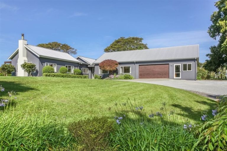 Photo of property in 122 Harrisville Road, Tuakau, 2121