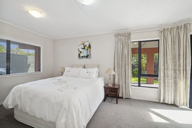 Photo of property in 2/7 Waihora Street, Taupo, 3330