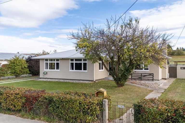 Photo of property in 19 Leask Street, Omakau, 9376