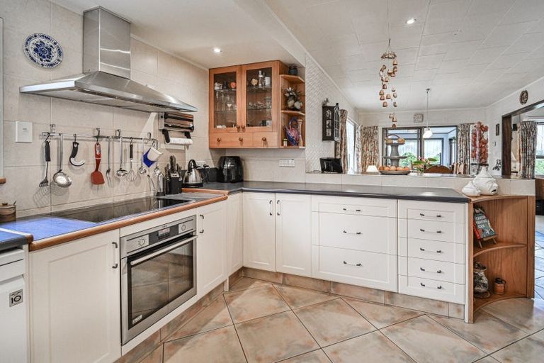 Photo of property in 74 Longlands Road, Longlands, Hastings, 4172