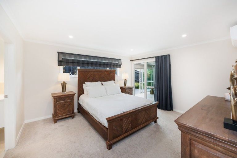 Photo of property in 28 Cashmere Drive, Fitzherbert, Palmerston North, 4410
