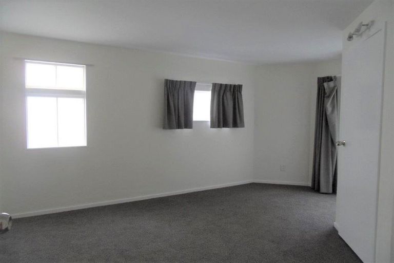 Photo of property in 56 Mortimer Terrace, Brooklyn, Wellington, 6021