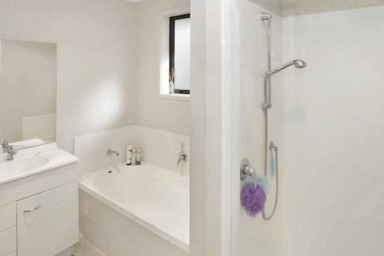 Photo of property in 105 Kyle Road, Greenhithe, Auckland, 0632