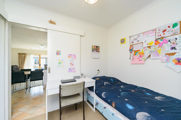 Photo of property in 8 Foxtail Fern, Kelvin Grove, Palmerston North, 4414