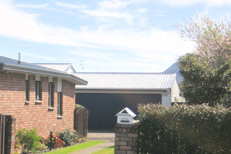 Photo of property in 69 Ngatai Road, Otumoetai, Tauranga, 3110