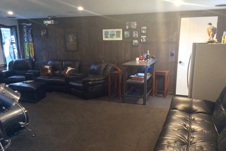 Photo of property in 153 South Highway West, Whitianga, 3510