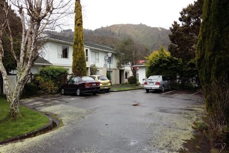 Photo of property in 2 Rata Street, Naenae, Lower Hutt, 5011