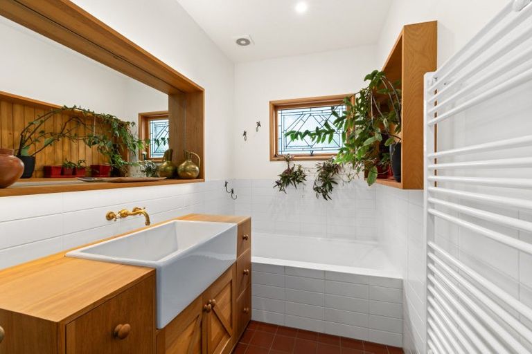 Photo of property in 10 Guthrie Road, Havelock North, 4130