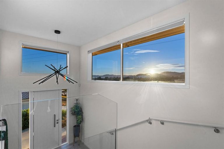 Photo of property in 39 Great Road West, Matipo Heights, Rotorua, 3015