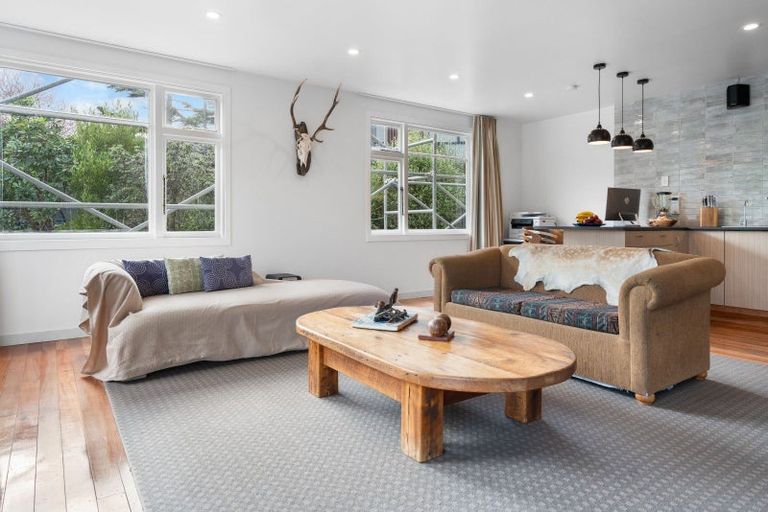 Photo of property in 11 Haywards Lane, Duvauchelle, 7581