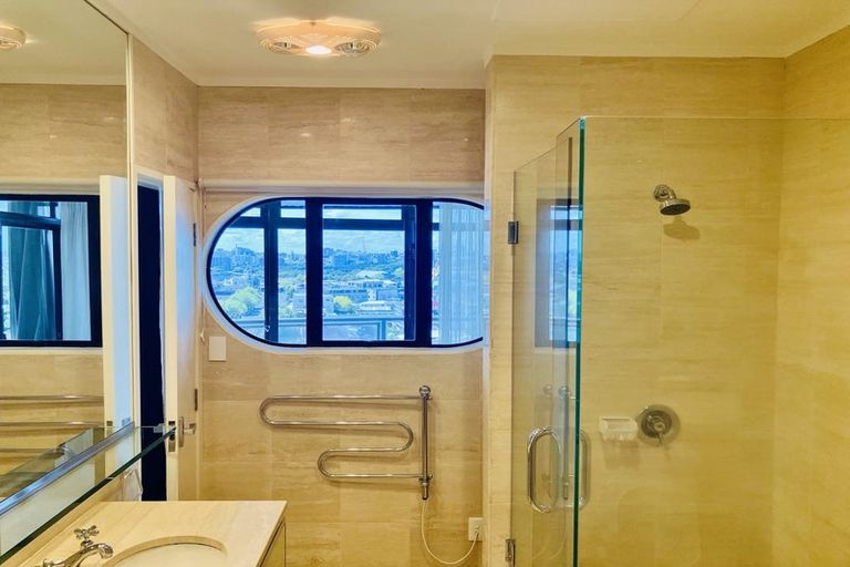 Photo of property in Shangri La Apartments, 10/97 Jervois Road, Herne Bay, Auckland, 1011