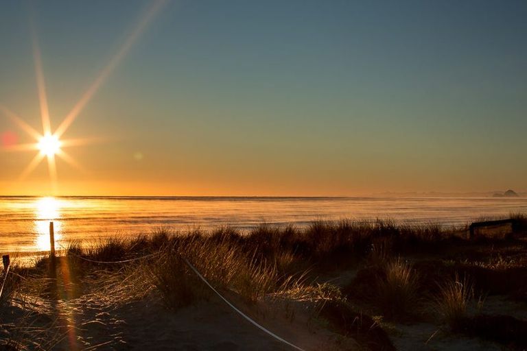 Photo of property in 298 Pukehina Parade, Pukehina, Te Puke, 3189