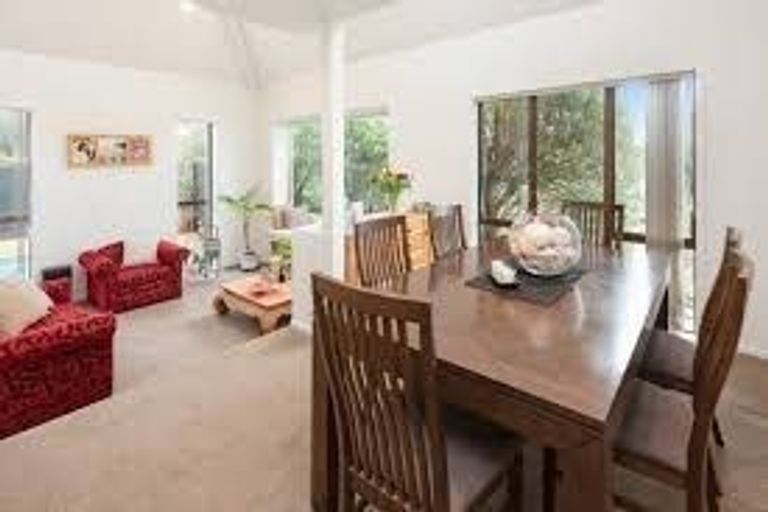 Photo of property in 7 Jandell Crescent, Bucklands Beach, Auckland, 2014